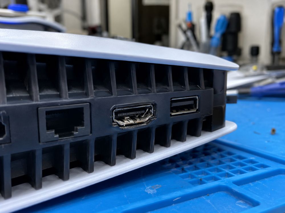 GS Damaged PS5 HDMI port